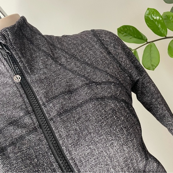Lululemon Define Jacket Herringbone Grey Size 8 EUC - Picture 8 of 13